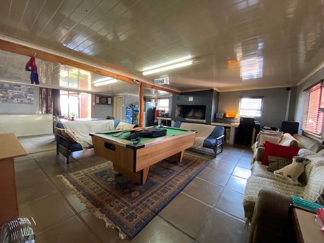6 Bedroom Property for Sale in Hartebeesfontein Western Cape